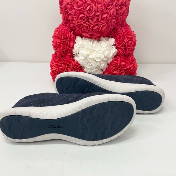 New Clarks Cloudsteppers blue slip on sneakers shoes size 8 - Picture 8 of 8